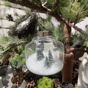 Farol Navideño de Cristal con Árbol Nevado