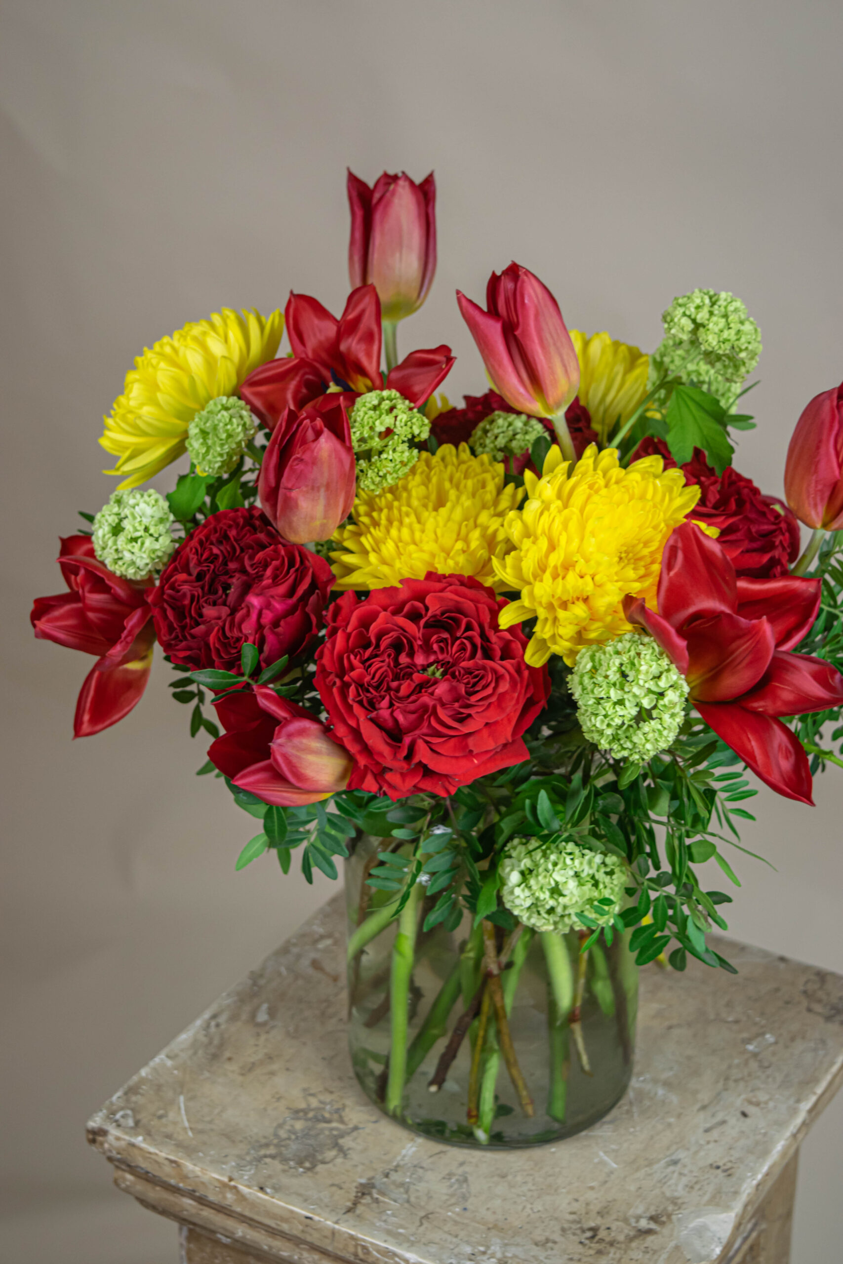 Mother's Light – Arreglo Floral con Tulipanes para Mamá| Florenzza, image size:1707x2560